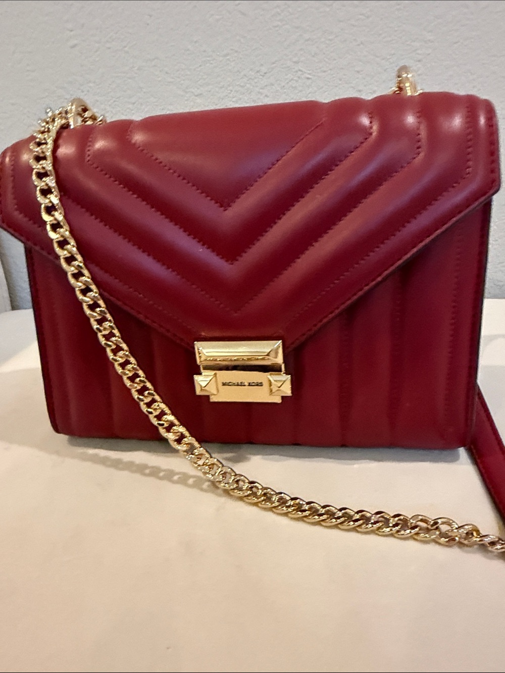 Michael Kors Quilted Crossbody Bag in Cherry Red with Gold Hardware - Picture 7 of 8